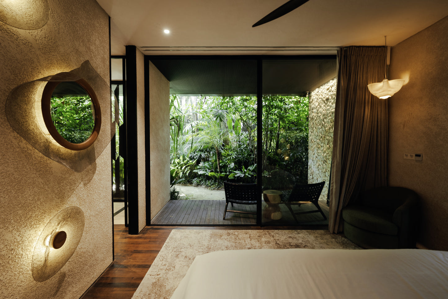 Bali + Noosa Flourishing Experience (USD $3,333)